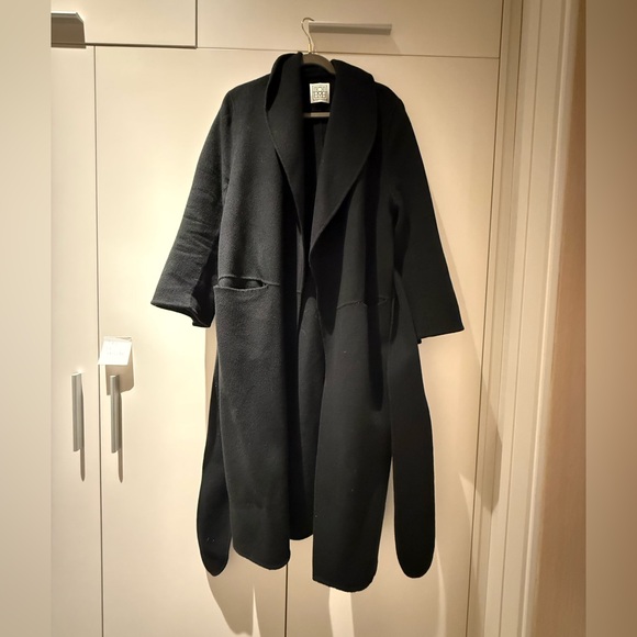 Toeme Robe Coat - Picture 1 of 3